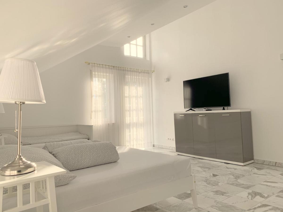 F10 Apartments Roth Pfaffenhofen an der Roth Ngoại thất bức ảnh