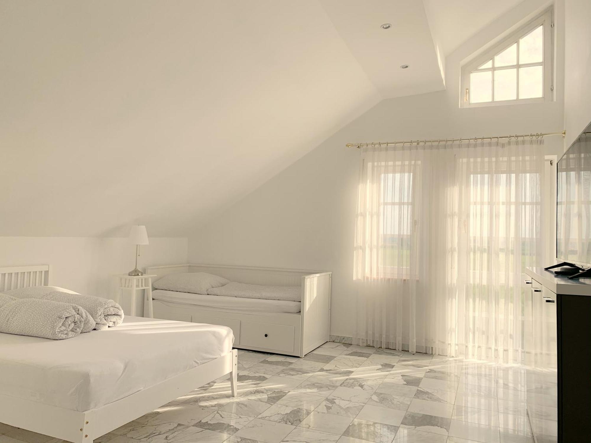 F10 Apartments Roth Pfaffenhofen an der Roth Ngoại thất bức ảnh